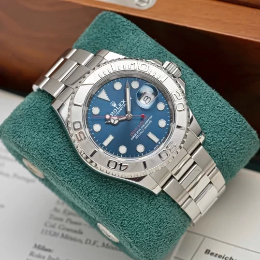Rolex Oyster Perpetual Yacht-Master 40mm Oystersteel & Platinum Ref. 126622 Blue Dial