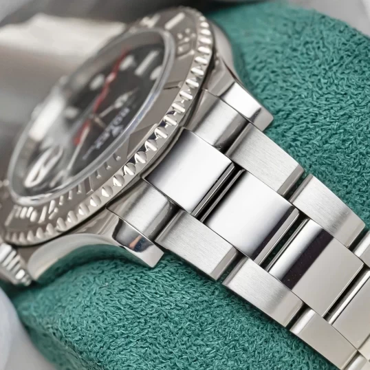 Rolex Oyster Perpetual Yacht-Master 40mm Oystersteel & Platinum Ref. 126622 Blue Dial