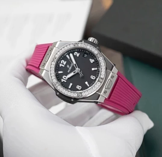 Hublot Big Bang One Click Steel Diamonds 39mm Ref. 465.SX.1170.RX.1204