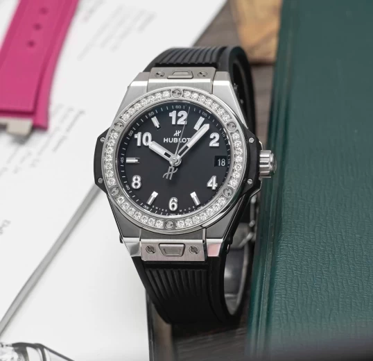 Hublot Big Bang One Click Steel Diamonds 39mm Ref. 465.SX.1170.RX.1204