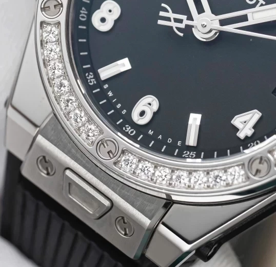 Hublot Big Bang One Click Steel Diamonds 39mm Ref. 465.SX.1170.RX.1204