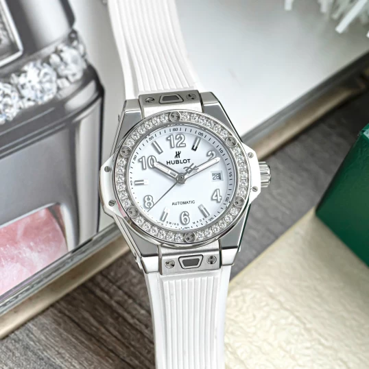 Hublot Big Bang One Click Steel White Diamonds 33mm Ref. 485.SE.2010.RW.1204
