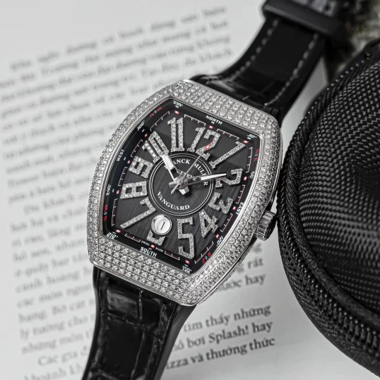 Franck Muller Vanguard V41 Custom Full Diamonds Black Dial