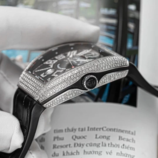 Franck Muller Vanguard V41 Custom Full Diamonds Black Dial