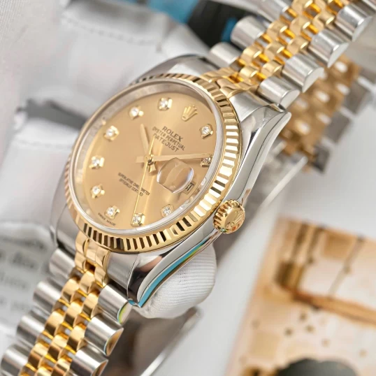 Rolex Oyster Perpetual Datejust 36mm 116233 Champagne Diamond Dial
