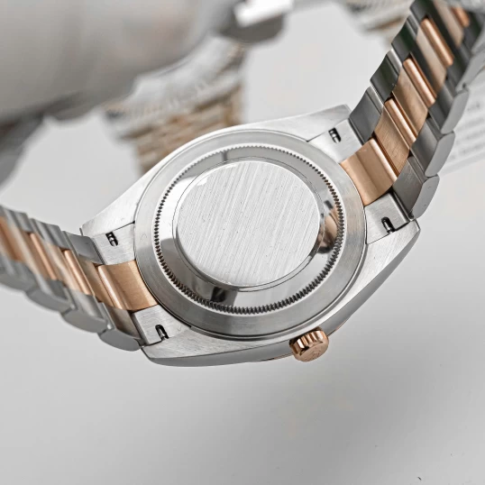 Rolex Oyster Perpetual Datejust 41 Sundust Dial – Ref. 126301