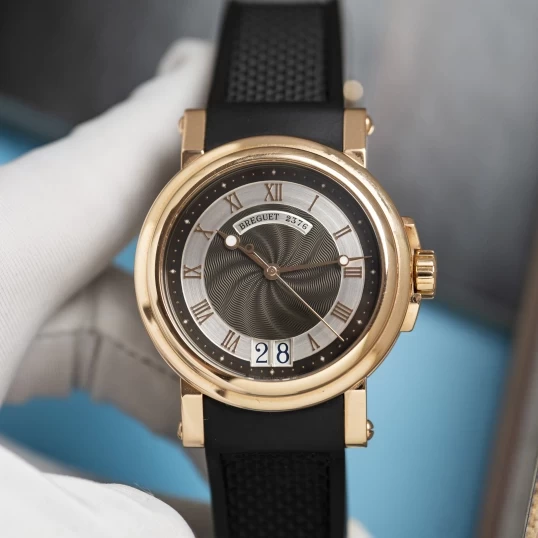 Breguet Marine Automatic Big Date 39mm Ref. 5817BR/Z2/5V8