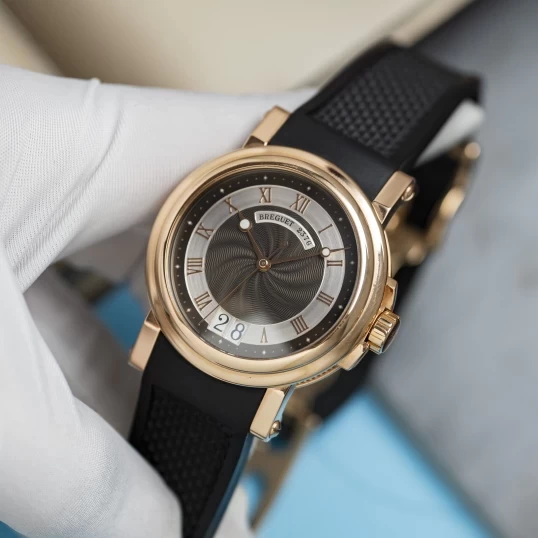 Breguet Marine Automatic Big Date 39mm Ref. 5817BR/Z2/5V8