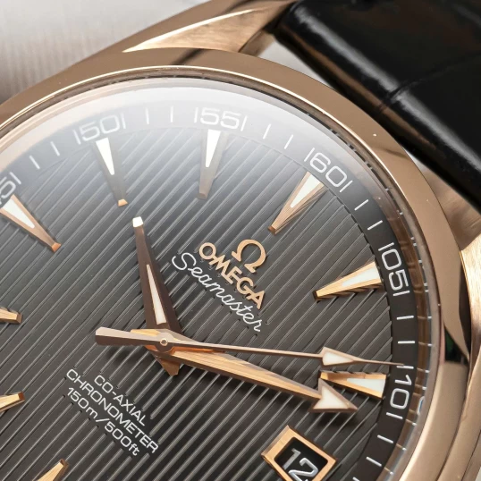 Omega Seamaster Aqua Terra 150M Co-Axial GMT 43mm 18K Red Gold – 231.53.42.21.06.001