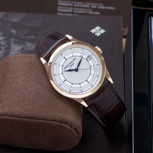 Patek Philippe Calatrava Ref. 5296R-001 Rose Gold – Sector Dial