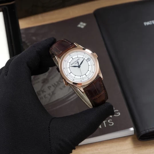 Patek Philippe Calatrava Ref. 5296R-001 Rose Gold – Sector Dial