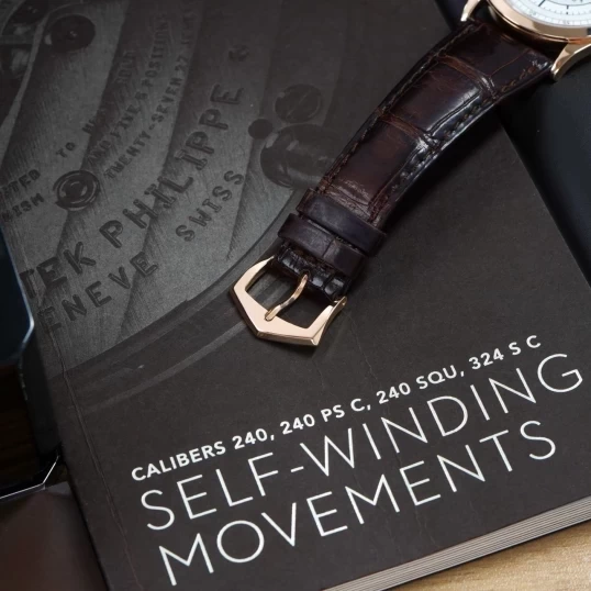 Patek Philippe Calatrava Ref. 5296R-001 Rose Gold – Sector Dial