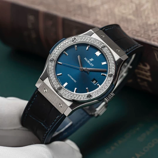 Hublot Classic Fusion Titanium Blue 42mm Ref. 542.NX.7170.LR Custom Diamond Bezel