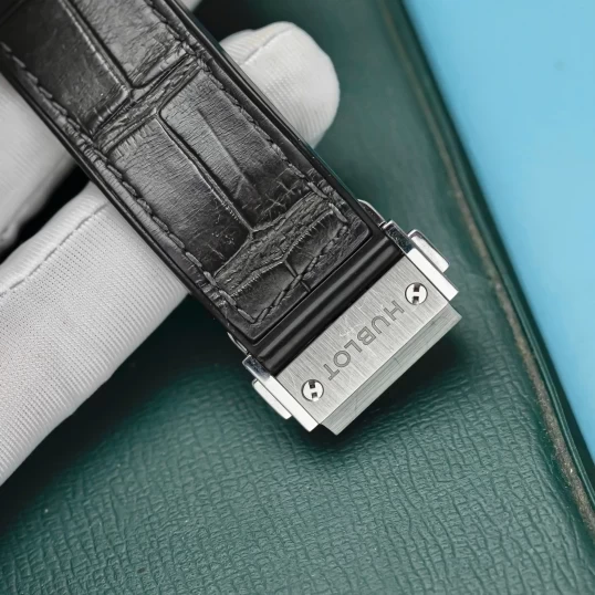 Hublot Classic Fusion Titanium 42mm Custom Full Diamonds Pave Ref. 542.NX.2611.LR