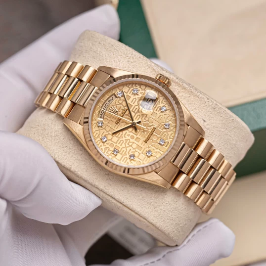 Rolex Day-Date 36mm Vàng khối mặt vi tính vàng - Ref.18238