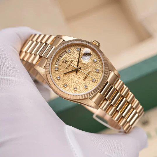 Rolex Day-Date 36mm Vàng khối mặt vi tính vàng - Ref.18238