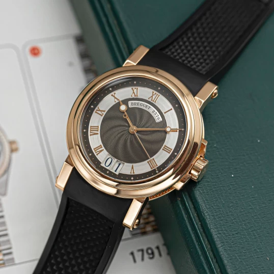 Breguet Marine Automatic Big Date 39mm Ref. 5817BR/Z2/5V8