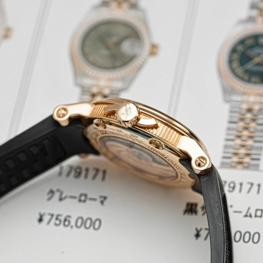 Breguet Marine Automatic Big Date 39mm Ref. 5817BR/Z2/5V8