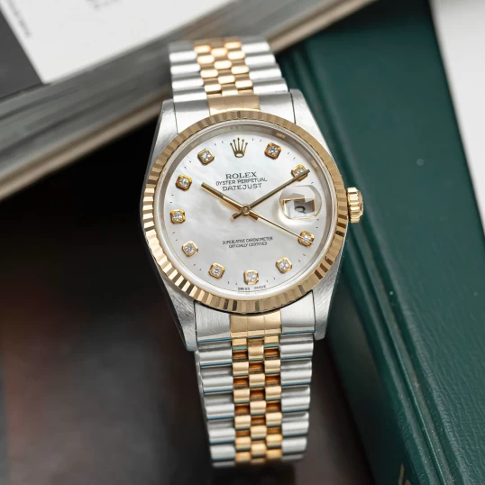 Rolex Oyster Perpetual Datejust 36mm Ref. 16233 – MOP White Dial