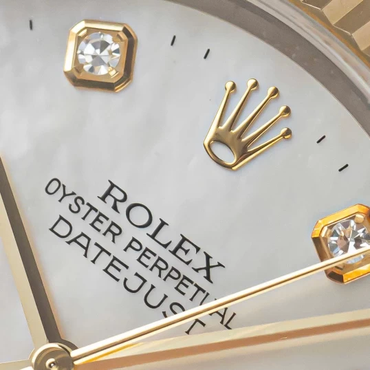 Rolex Oyster Perpetual Datejust 36mm Ref. 16233 – MOP White Dial