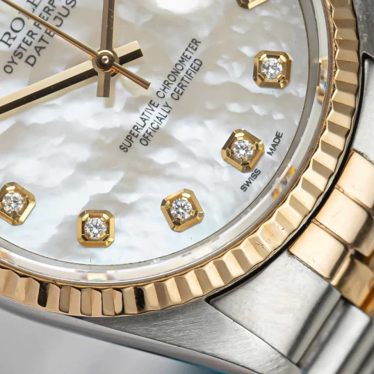 Rolex Oyster Perpetual Datejust 36mm Ref. 16233 – Mặt khảm trai trắng vân mây