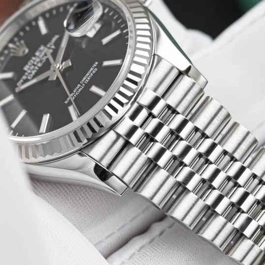 Rolex Oyster Perpetual Datejust 36 Ref. 126234 - Black Dial