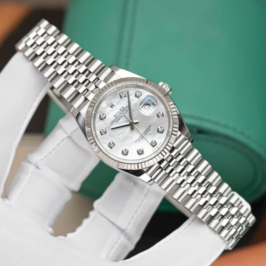 Rolex Oyster Perpetual Datejust 36 Ref. 126234 – White MOP Dial