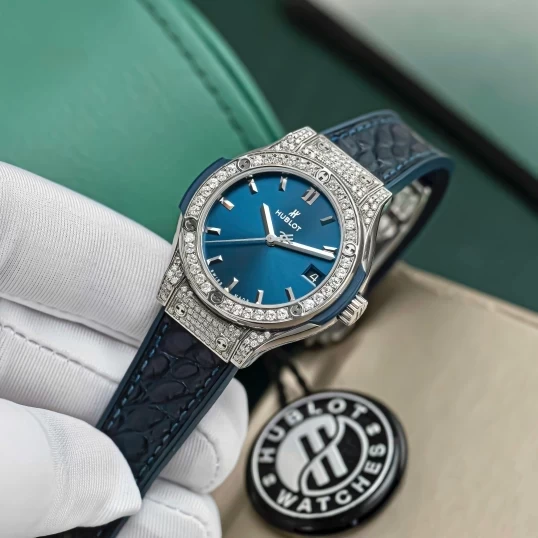 Hublot Classic Fusion Titanium Blue 33mm Custom Diamond – Ref. 581.NX.7170.LR