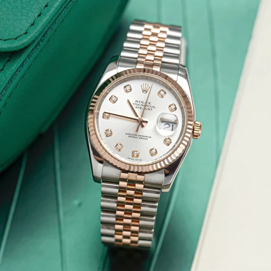 Rolex Oyster Perpetual Datejust 36mm Ref. 116231 - Silver Sunburst Dial