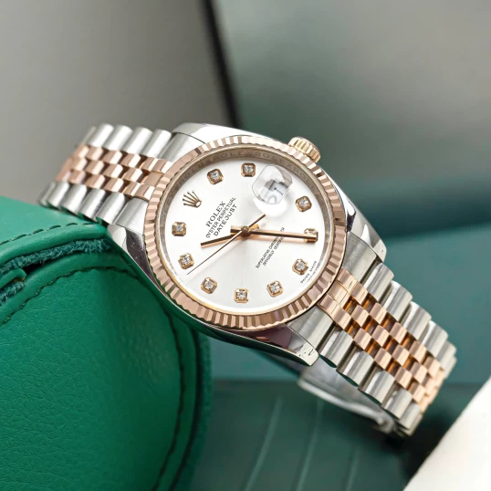 Rolex Oyster Perpetual Datejust 36mm Ref. 116231 - Silver Sunburst Dial