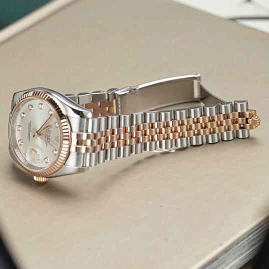 Rolex Oyster Perpetual Datejust 36mm Ref. 116231 - Silver Sunburst Dial