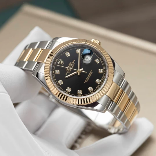 Rolex Oyster Perpetual Datejust 41 Ref. 126333 – Black Dial Diamond