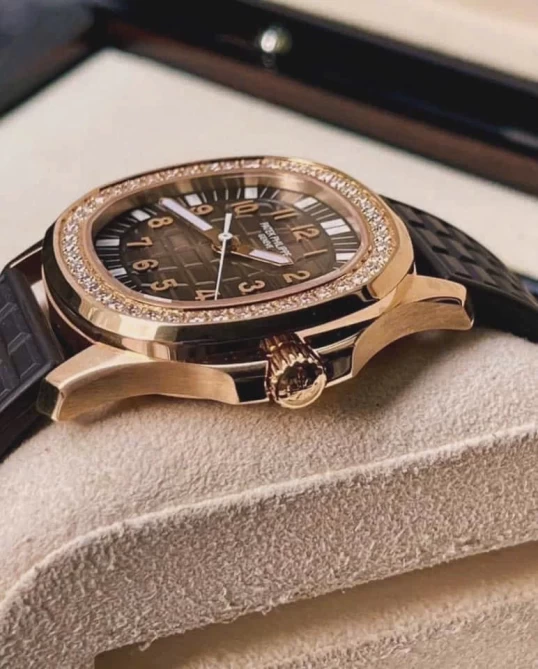 Patek Philippe Aquanaut Luce 5068R-001 - Rose Gold, Brown Dial