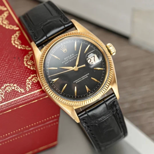 Rolex Oyster Perpetual Datejust Vintage 4 số - Vàng khối, Mặt số đen