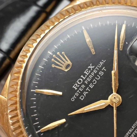 Rolex Oyster Perpetual Datejust Vintage 4 số - Vàng khối, Mặt số đen