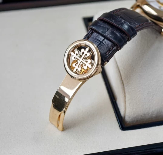 Patek Philippe Calatrava 5153J-001 Yellow Gold - 38mm