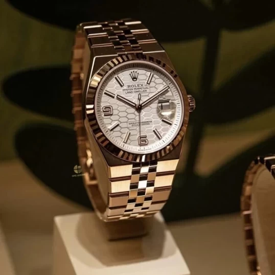 Rolex Oyster Perpetual Land-Dweller 36 – Ref. 127235