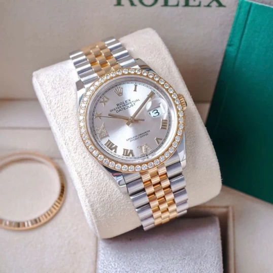Rolex Oyster Perpetual Datejust 36 Ref. 126233 – Mặt số màu bạc