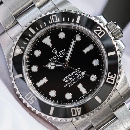 Rolex Oyster Perpetual Submariner No-Date 40mm Ref. 114060 – Black Dial