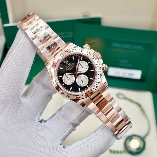 Rolex Oyster Perpetual Cosmograph Daytona 40mm Ref. 126505-0001– Everose Gold