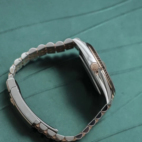 Rolex Oyster Perpetual Datejust 41mm Ref. 126331 – Sundust Diamond Dial