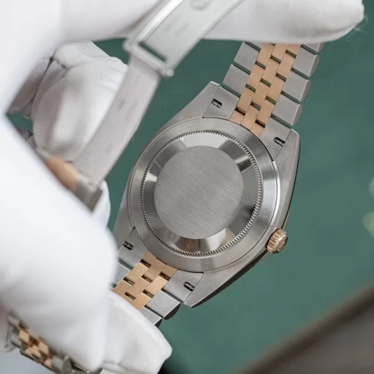 Rolex Oyster Perpetual Datejust 41mm Ref. 126331 – Sundust Diamond Dial