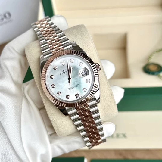 Rolex Oyster Perpetual Datejust 41 Ref. 126331– MOP Diamond Dial