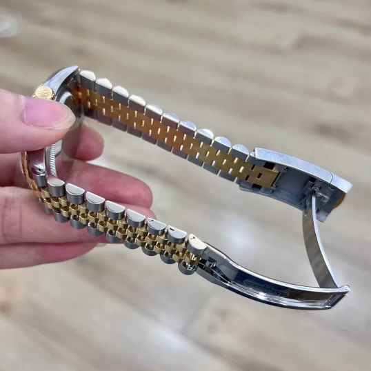 Rolex Oyster Perpetual Datejust 36mm Yellow Rolesor – Ref.126203 Black Diamond Dial