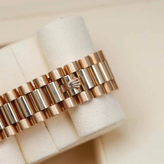 Rolex Oyster Perpetual Day-Date 36 Mặt vi tính vàng - Ref. 118238