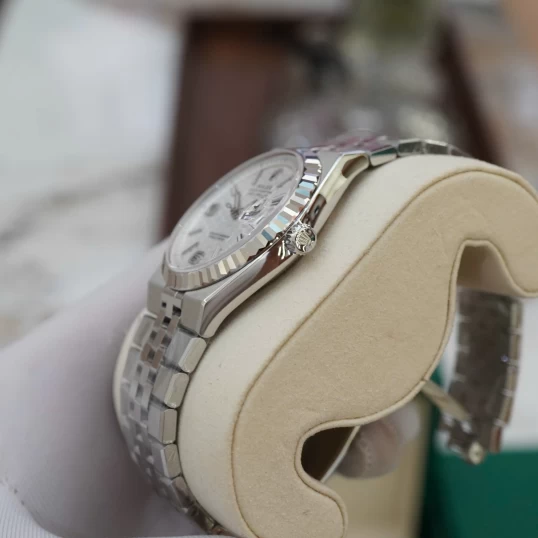 Rolex Oyster Perpetual Land-Dweller 36mm Ref. 127234-0001 – Mặt số trắng họa tiết tổ ong