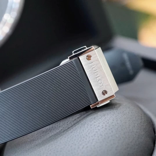 Hublot Classic Fusion 42mm 542.NX.1171.LR – Black Dial