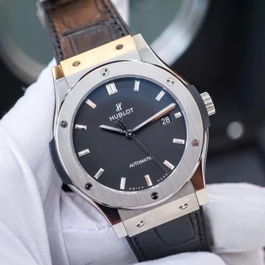 Hublot Classic Fusion 42mm Black Dial – Ref. 542.NX.1171.LR