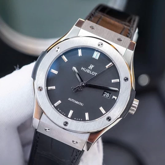 Hublot Classic Fusion 42mm Black Dial – Ref. 542.NX.1171.LR