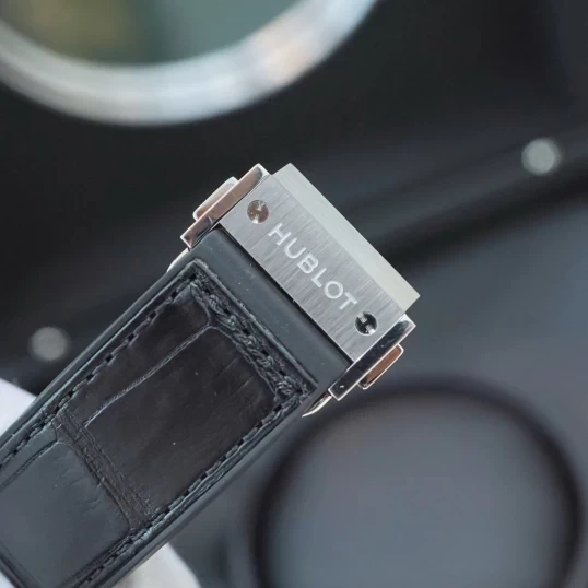 Hublot Classic Fusion 42mm Black Dial – Ref. 542.NX.1171.LR